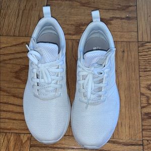 Adidas Cloud Foam sneaker